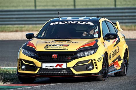 Hardcore Honda Civic Type R Limited To Pace Wtcr Races Autoevolution
