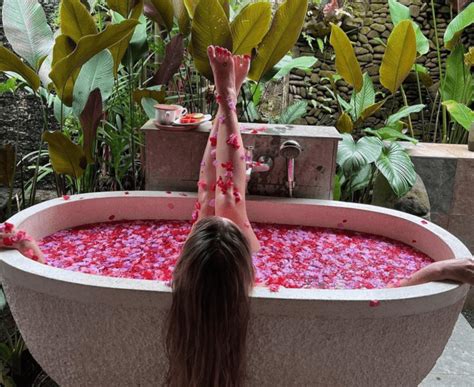 Best Spas In Bali 7 Trending Spots For Facials Body Massages And Aesthetic Flower Baths City