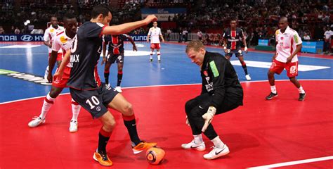 Les difficultés posées au psg, les « arrêts déterminants » de navas, le manque de réalisme, psg/brest vu par l'adversaire. 1011_PSG_Brest_futsal_Nene2 - Histoire du #PSG