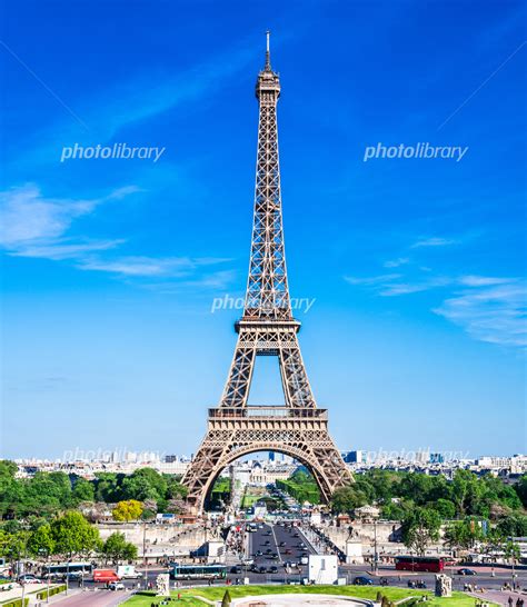 世界遺産 パリのセーヌ河岸 エッフェル塔 縦位置 写真素材 6056206 フォトライブラリー Photolibrary