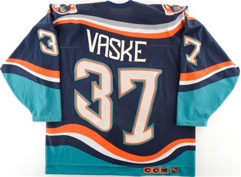 While the jerseys didn't last long, they have forever scarred fans of the 1990's new york islanders. 1996-97 Dennis Vaske New York Islanders Pre-Season Game Worn Jersey - Fisherman Crest - "25-year ...