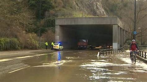 Bristol Drivers Warned Of High Tide Flood Risk Bbc News