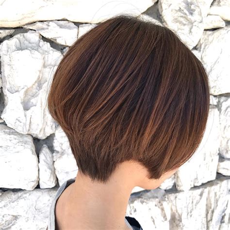 Thick hair and looking for your perfect hairstyle. 10 Trendy Layered Short Haircut Ideas 2021 - 'Extra ...