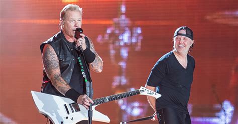Lars Ulrich Does Not Regret Metallicas St Anger Drum Sound Stands