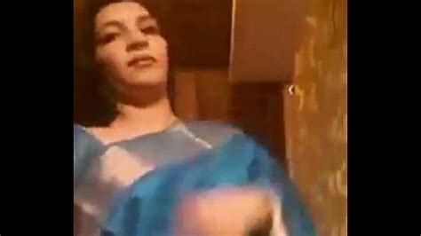 Hot Indian Aunty Removing Saree Xxx Mobile Porno Videos And Movies Iporntv