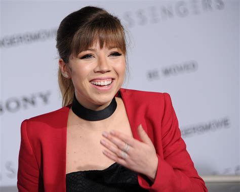 Jennette Mccurdys Life Was Riddled With Troubles Including An Eating