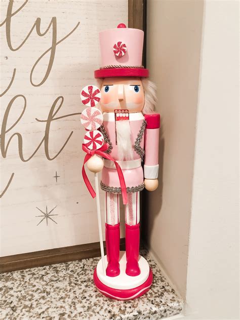 Red And Pink Christmas Decorations Sassy Southern Blonde