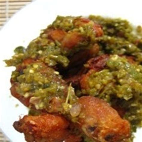 Ayam sambel ijo ini enak sekali dijadikan lauk makan siang keluarga, apa. Resep Ayam Cabe Ijo dan cara membuat | BacaResepDulu.com