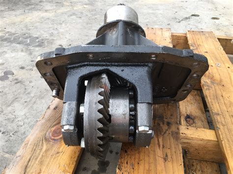New Holland T5070 Mfd Differential And Parts