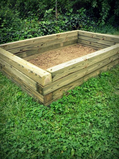 Alternative Gardning Raised Garden Bed Design