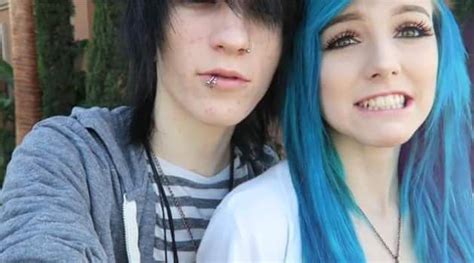 Cute Emo Couples Emo Couples Johnnie Guilbert