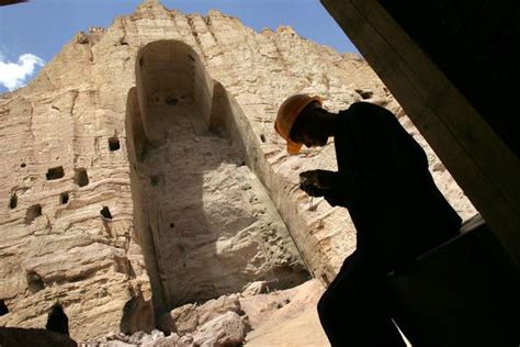 Destruction Of The Bamiyan Statues Taliban Vs Buddha