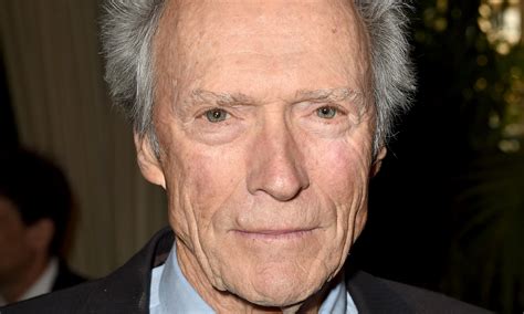 Clint Eastwood Back In Oscars Race With Directors Guild America