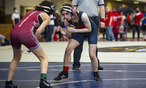 Oprf Girls Notch 3 Titles As Wrestlers Cruise To Tourney Victory Oak Park
