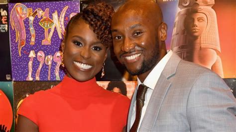 Issa Rae Engaged Fiance Issa Rae From Insecure Got Engaged Ring