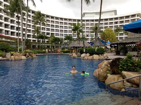 A quick word of warning. Leisure With Daddy B: Golden Sands Resort by Shangri-La ...
