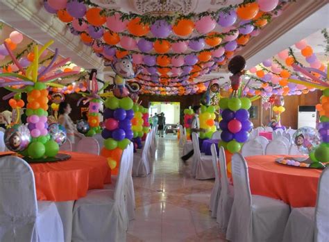 See more ideas about balloons, party, party decorations. Simple But Smart Party Decoration Ideas - MidCityEast