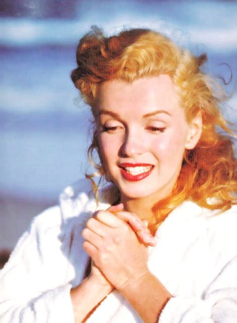 38 Rare Color Photos Of Smiling Marilyn Monroe That You May Have
