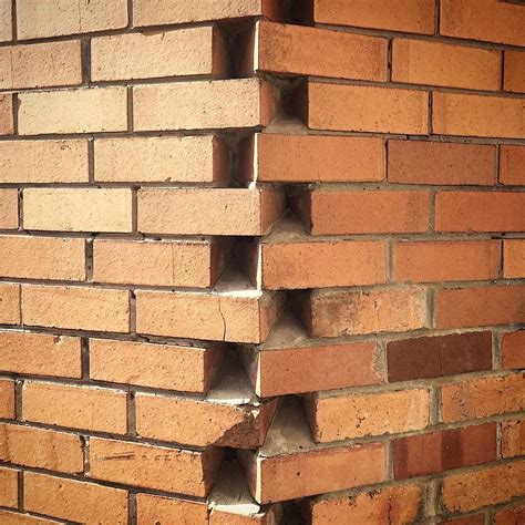 Different Ways To Lay Bricks Over A 45 Degree Angle Pros And Cons