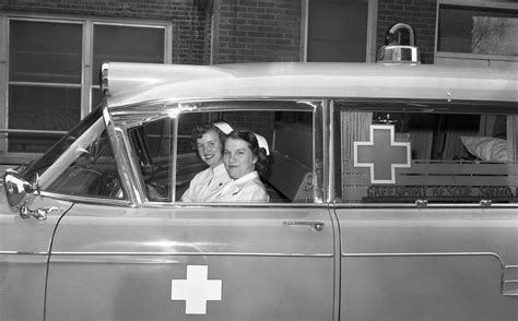 Emergency Vehicles Ambulance Yesteryear Fire Classic Vintage Cars