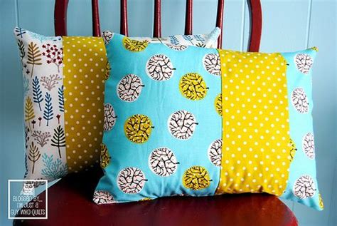 Pretty Pillows Pretty Pillow Quilts Throw Pillows Sewing Simple
