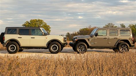 2021 Ford Bronco Badlands Vs Jeep Wrangler Rubicon 4xe Comparison Test