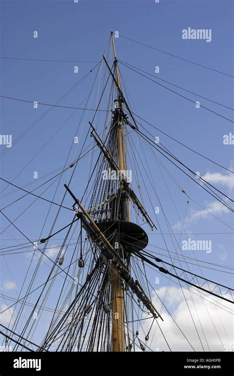 Mast And Rigging Of Hms Victory Stock Photo Alamy