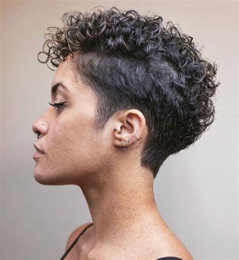 14 Very Short Haircuts For Naturally Curly Hair