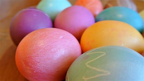 Perfect Hard Boiled Eggs In Time For Easter Decorating