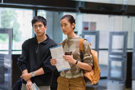 泰国电影《天才枪手》将上映：把考试作弊拍得堪比动作片 台前幕后 新民网