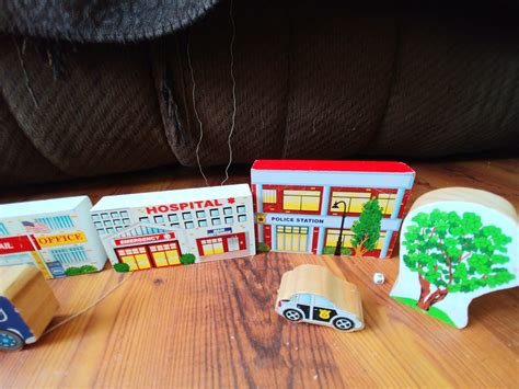 Melissa And Doug Wooden Town Blocks Wooden And Handcrafted Toys