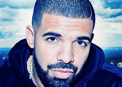 Drake Biography Age Weight Height Friend Like Affairs Favourite