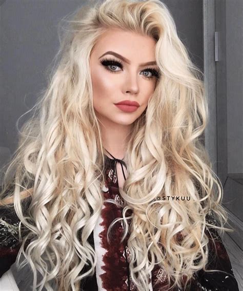 20 Bleach Blonde Curly Hair Fashion Style