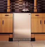 Undercounter Bar Refrigerator With Ice Maker Pictures