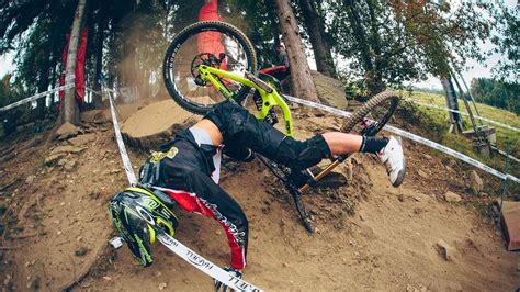 Crazy Insane Downhill Fails Mtb Compilation Youtube Downhill Mtb