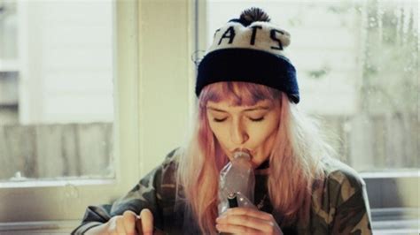 Skater Girls Smoking Weed Vice