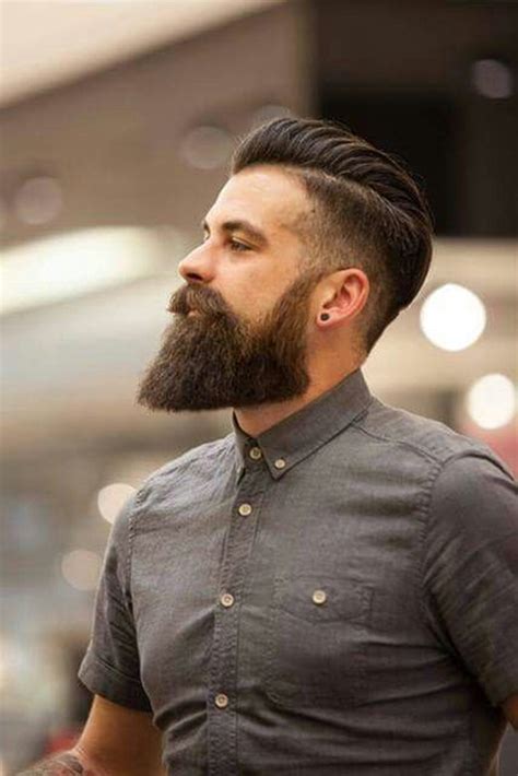 In this men's guide, you will discover the ways to properly style an oblong face shape. 40 Viral Undercut Hairstyles With Beard - Macho Vibes