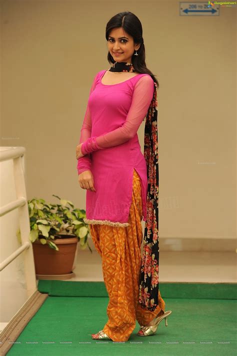 Only Actress Kriti Kharbanda Cute Pink Salwar Photos At Ongalo Kitta Movie