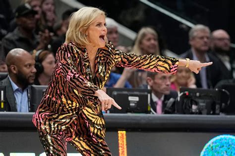Of Course Lsu Coach Kim Mulkeys Outfit For Ncaa Championship Is