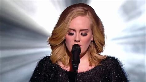 Fergies Back And Adele Gets Fans To Abandon Tech At Concert Adele