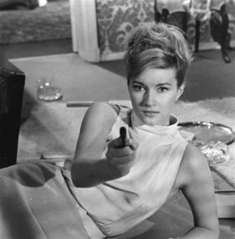 Pin By Michael Lotus On Swinging Sixties Bond Girls James Bond