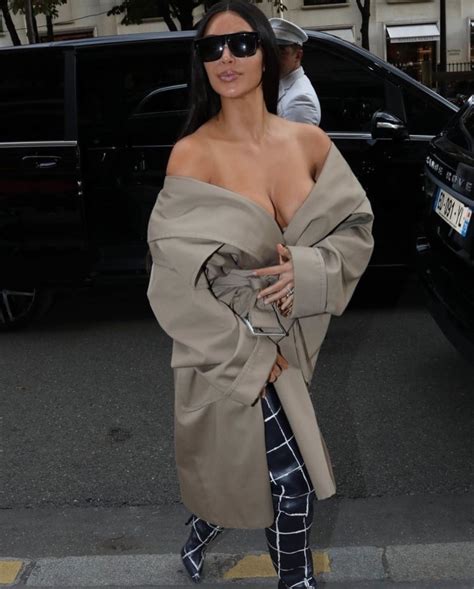 Las Mejores Tetas De Kim Kardashian Fotos Kim Kardashian La Mejor Figura Del Mundo Lindas