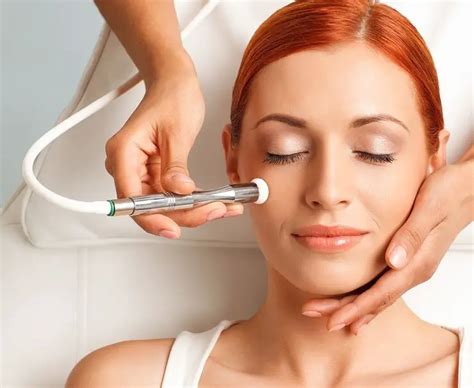 Microdermabrasion Effects And Benefits On The Skin