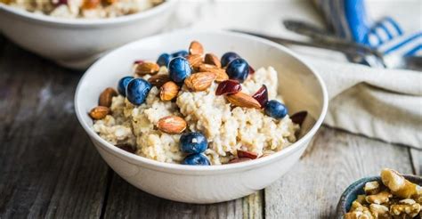 3 Reasons Why This Easy Rice Cooker Oatmeal Recipe Is A Fan Favorite