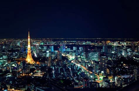 20 Worlds Most Beautiful Cities At Night Most Beautiful Cities