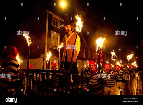 Effigy Of Guy Fawkes Hi Res Stock Photography And Images Alamy