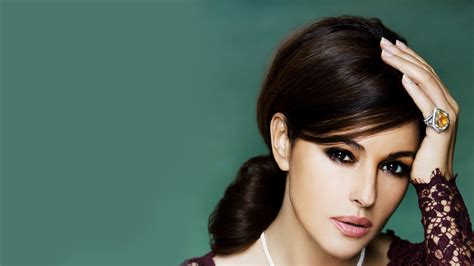 free download celebrities monica bellucci 1920x1080px hq definition wallpaper [1920x1080] for