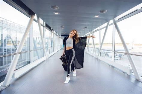 Fotos No Aeroporto Postura Feminina7 Fotos Inspiração Para Fotos