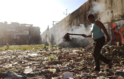 la dura realidad de las favelas de rio de janeiro