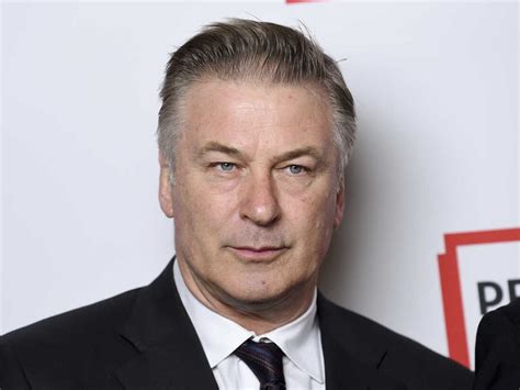 us actor alec baldwin blasted after tribute to woman he shot dead